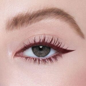 خط چشم قهوه ای